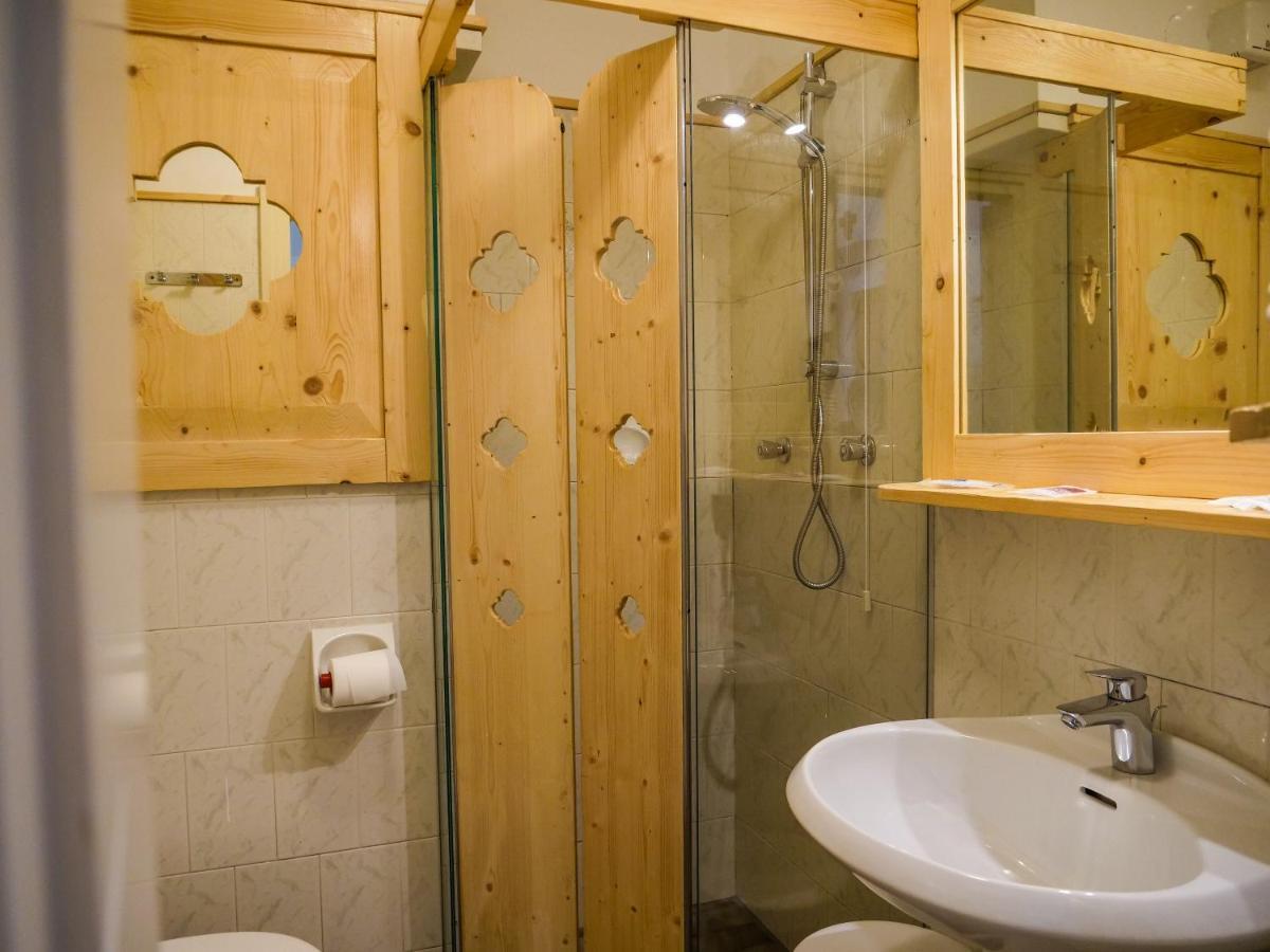 Hotel Al Sasso Di Stria Andraz Екстер'єр фото