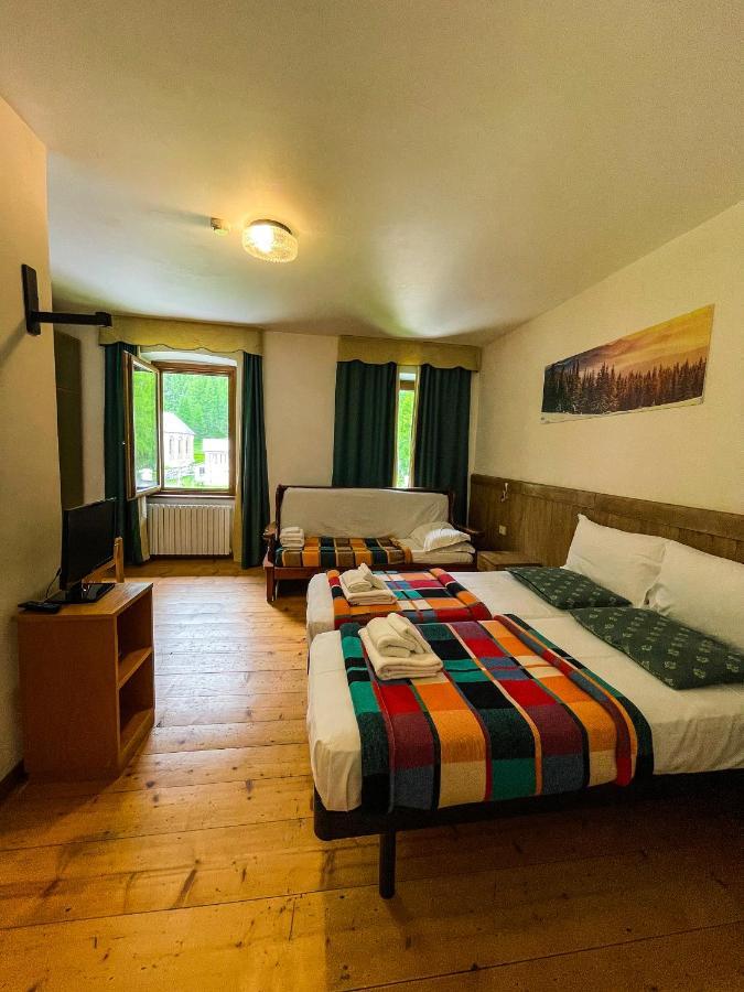 Hotel Al Sasso Di Stria Andraz Екстер'єр фото