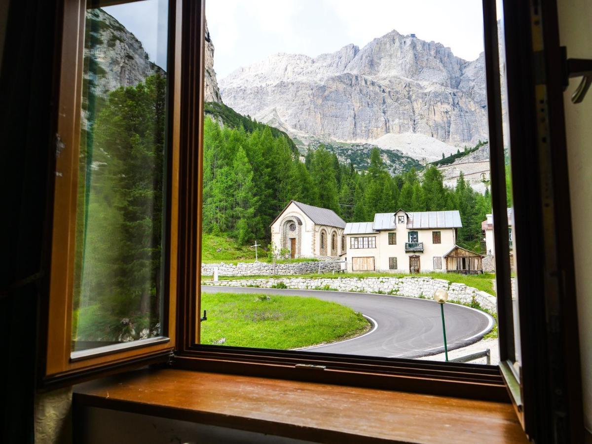 Hotel Al Sasso Di Stria Andraz Екстер'єр фото