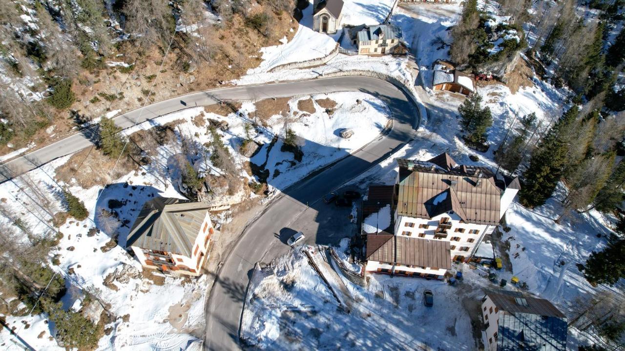 Hotel Al Sasso Di Stria Andraz Екстер'єр фото