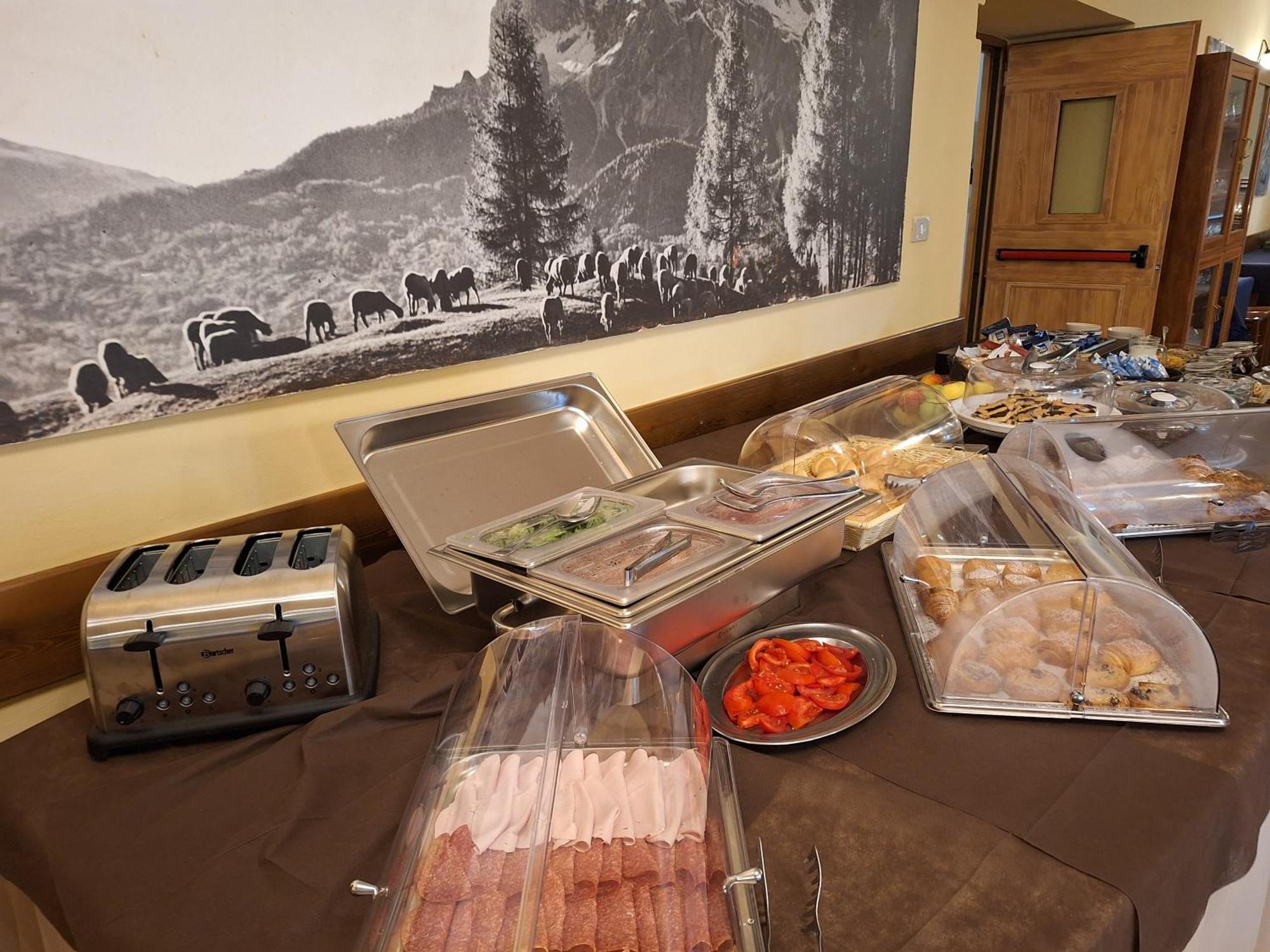 Hotel Al Sasso Di Stria Andraz Екстер'єр фото